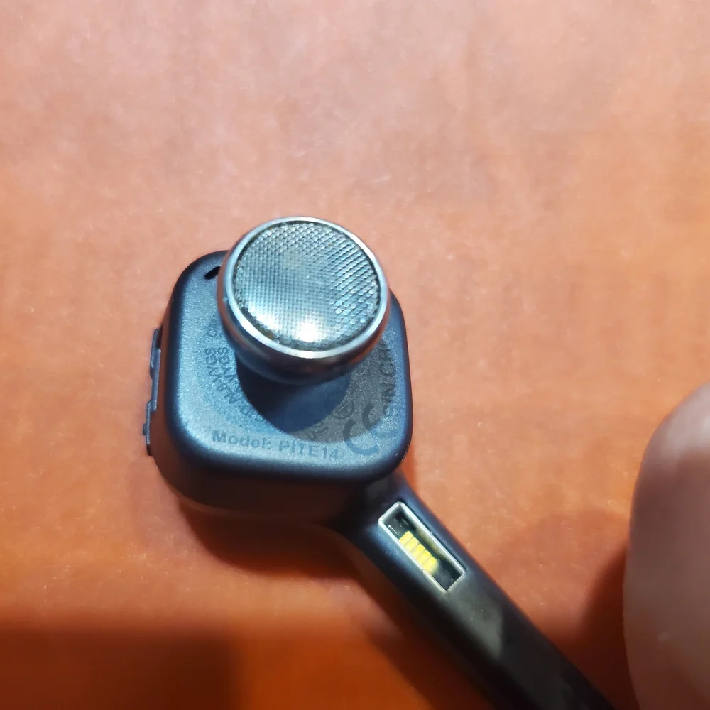 Plantronics Black PITE14 Bluetooth Earpeice With Charging Case/Matching Dock